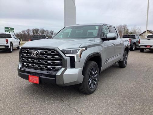 2025 Toyota Tundra Hybrid Platinum