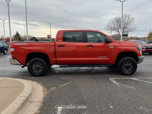 2016 Toyota Tundra SR5