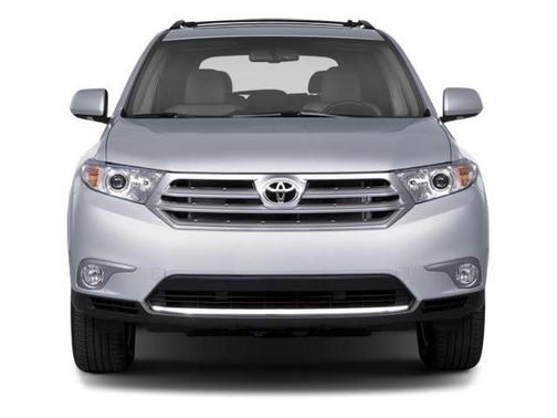 2013 Toyota Highlander SE