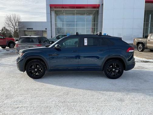 2022 Volkswagen Atlas Cross Sport 3.6L V6 SEL R-Line