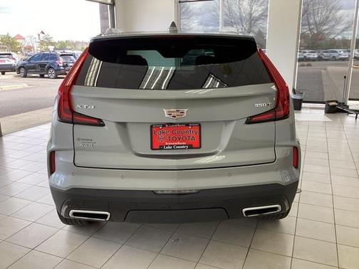 2024 Cadillac XT4 Premium Luxury