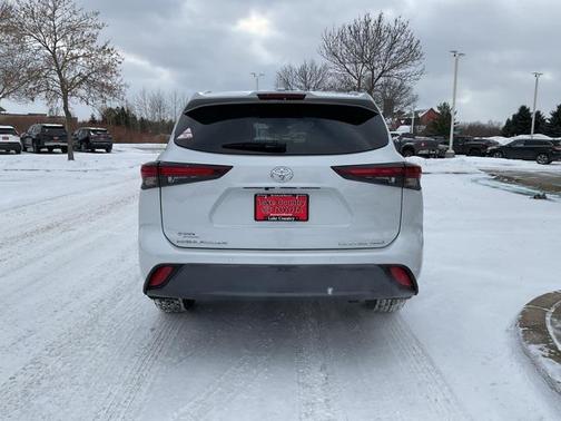 2026 Toyota Highlander Limited