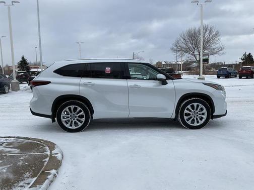 2026 Toyota Highlander Limited