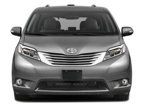 Blizzard Pearl 2017 Toyota Sienna XLE Premium