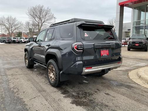 2025 Toyota 4Runner Hybrid Trailhunter
