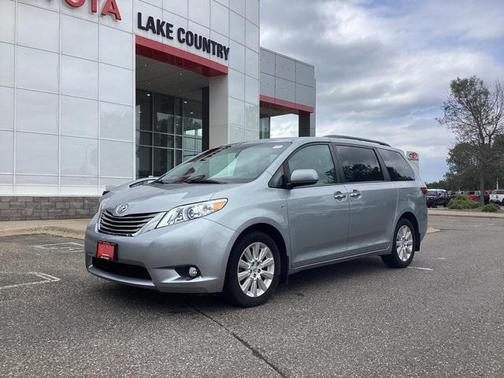 2016 Toyota Sienna XLE