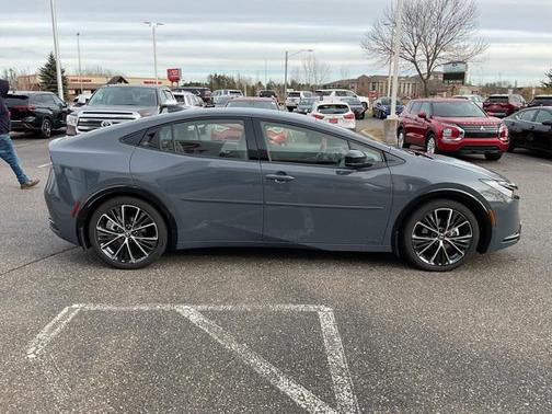 2024 Toyota Prius XLE