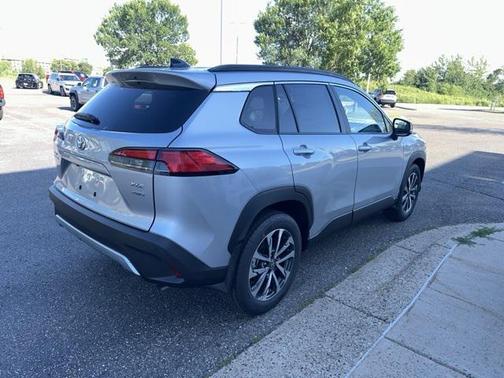 2025 Toyota Corolla Cross XLE