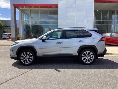 2022 Toyota RAV4 Limited