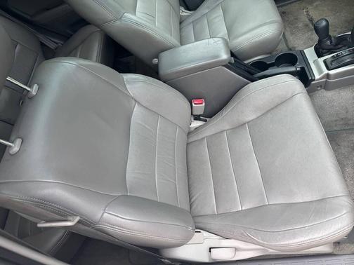 Black 2002 Toyota 4Runner SR5