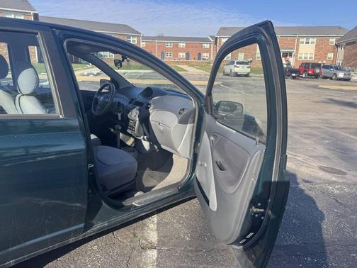 2003 Toyota ECHO Base 4dr Sedan