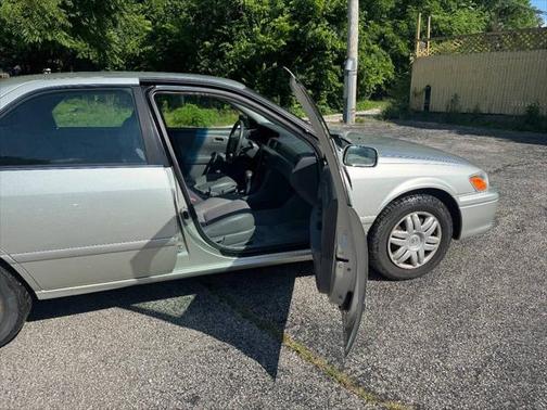 2001 Toyota Camry LE