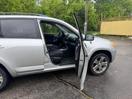 Classic Silver Metallic 2008 Toyota RAV4 Sport