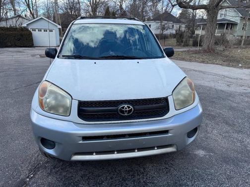 2004 Toyota RAV4 Base