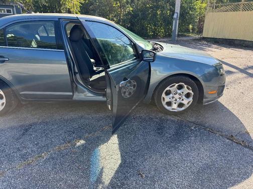 2011 Ford Fusion SE