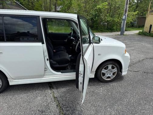 2005 Scion xB Base