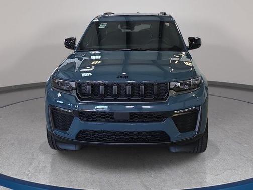 Steel Blue 2027 Jeep Grand Cherokee L Limited