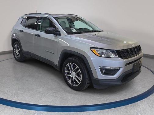 Billet Silver Metallic Clearcoat 2019 Jeep Compass Latitude