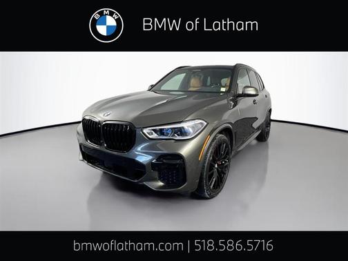 Manhattan Green Metallic 2023 BMW X5 xDrive40i