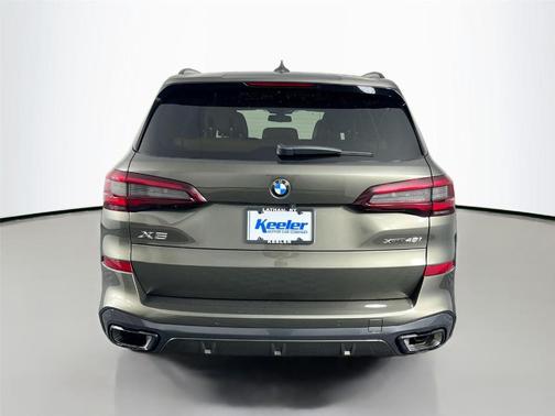 Manhattan Green Metallic 2023 BMW X5 xDrive40i