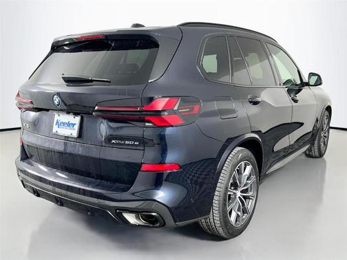 Carbon Black Metallic 2026 BMW X5 PHEV xDrive50e