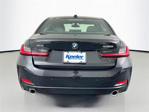 2025 BMW 330 i xDrive
