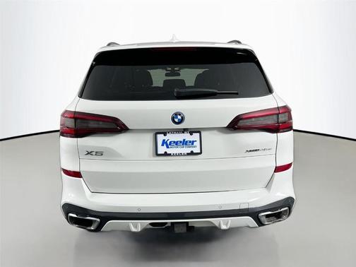 Alpine White 2023 BMW X5 PHEV xDrive45e