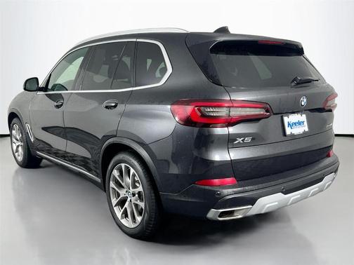 Dark Graphite Metallic 2023 BMW X5 xDrive40i