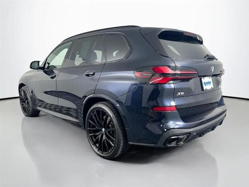 Carbon Black Metallic 2024 BMW X5 M60i