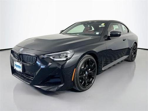 2025 BMW 230 i xDrive