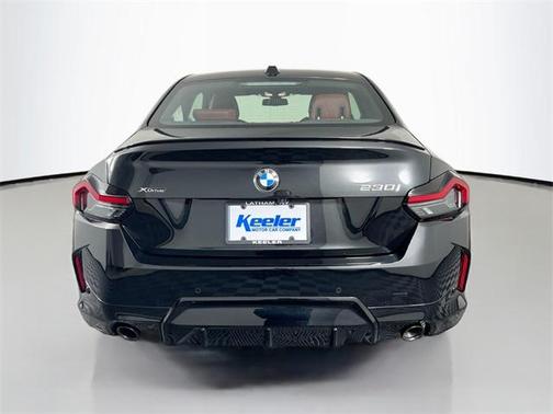 2025 BMW 230 i xDrive