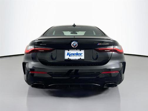 Black Sapphire Metallic 2023 BMW M440 i xDrive