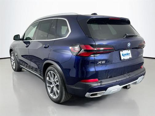 Tanzanite Blue II Metallic 2026 BMW X5 PHEV xDrive50e