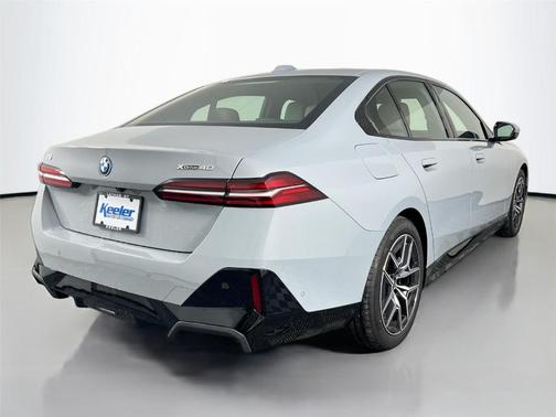 2026 BMW i5 xDrive40