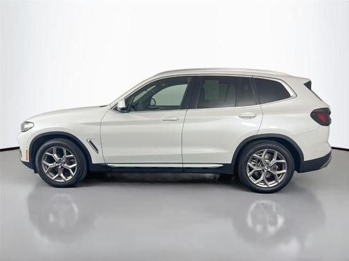 Mineral White Metallic 2023 BMW X3 xDrive30i