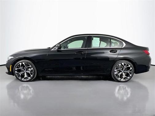 2025 BMW 330 i xDrive