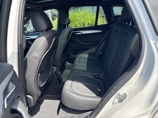 2021 BMW X1 xDrive28i