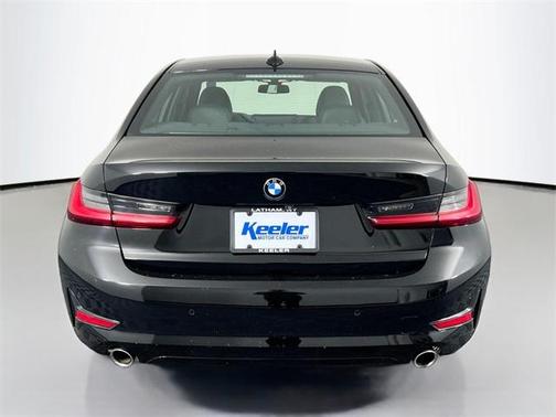 2021 BMW 330 i xDrive