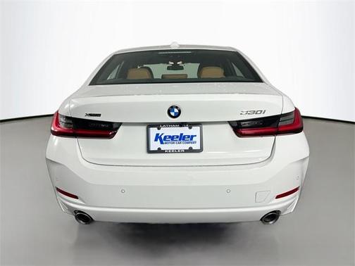 2023 BMW 330 i xDrive