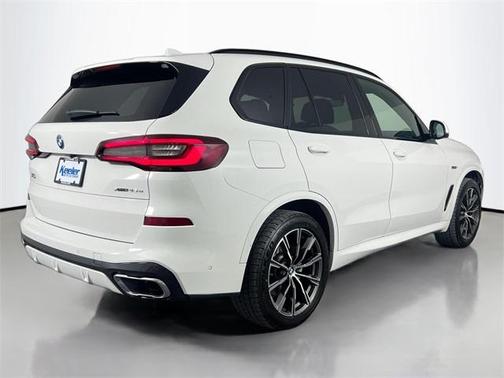 2022 BMW X5 PHEV xDrive45e
