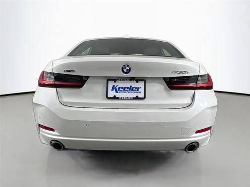 Mineral White Metallic 2025 BMW 330 i xDrive