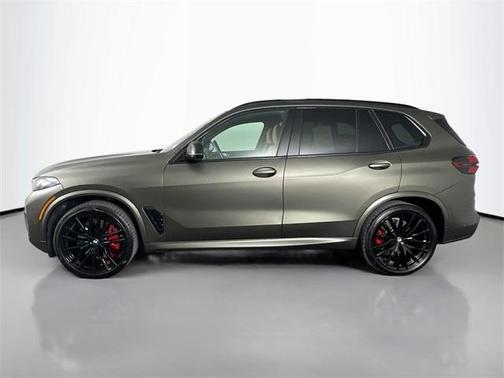 2025 BMW X5 M60i
