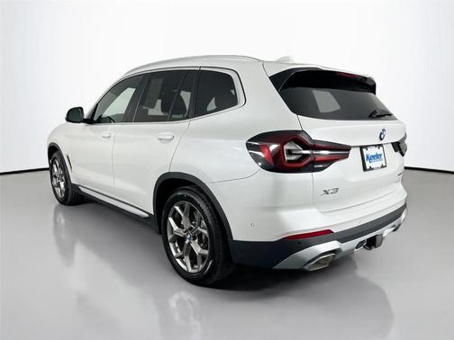 Mineral White Metallic 2023 BMW X3 xDrive30i