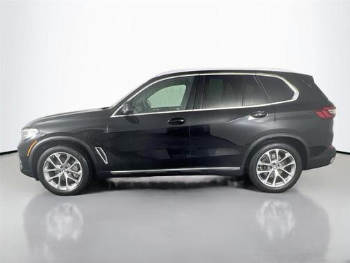 Black Sapphire Metallic 2022 BMW X5 xDrive40i