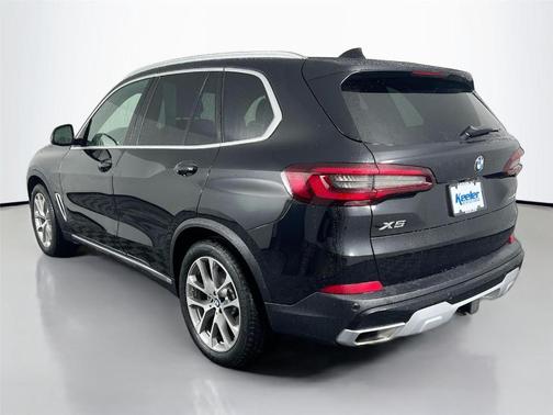 Black Sapphire Metallic 2022 BMW X5 xDrive40i