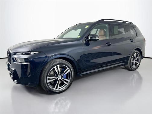 Carbon Black Metallic 2025 BMW X7 M60i