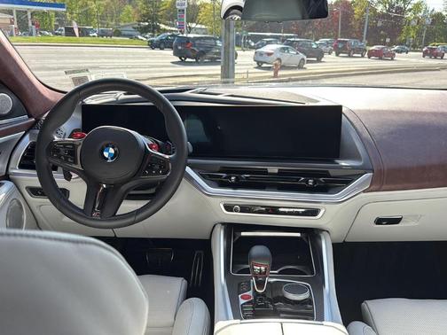 Carbon Black Metallic 2025 BMW XM Base