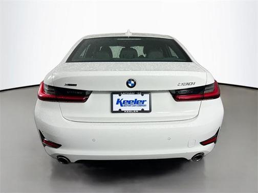 2022 BMW 330 i xDrive