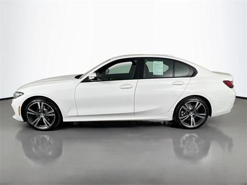 2023 BMW 330 i xDrive