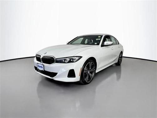 2023 BMW 330 i xDrive